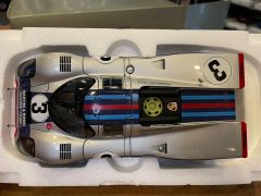 AUTOART - PORSCHE - 917K TEAM MARTINI RACING N 3 WINNER 12h SEBRING 1971 V.ELFORD - G.LARROUSSE