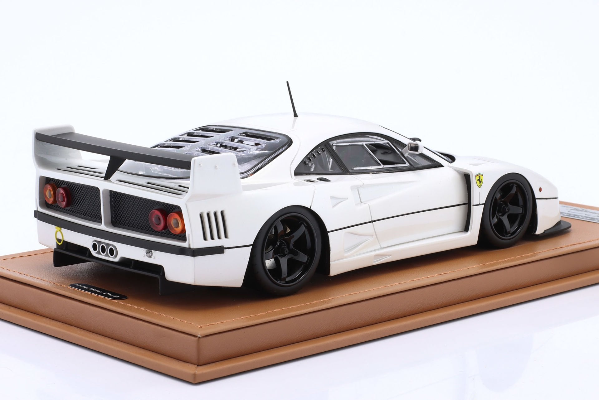 TECNOMODEL - FERRARI - F40 LM PRESS VERSION 1996 - WITH 5 SPOKE BLACK RIMS