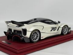 KUTUSUZ - 1/18 BBR Ferrari FXX-Evo Presentation #70 LTD