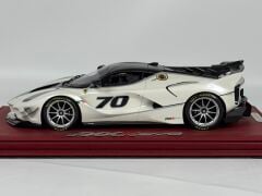 KUTUSUZ - 1/18 BBR Ferrari FXX-Evo Presentation #70 LTD