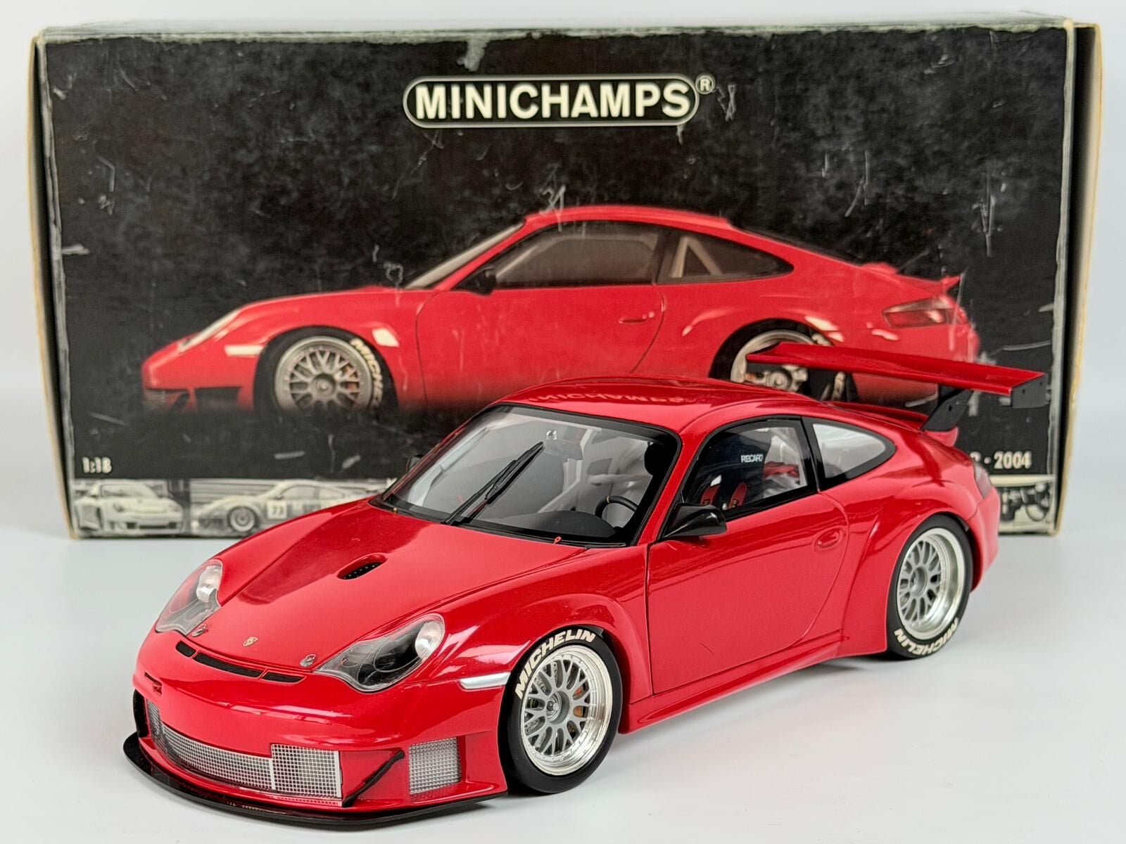 1/18 MINICHAMPS Porsche 911 GT3 RSR FIA GT 2004 - 100046400