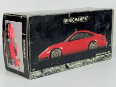 1/18 MINICHAMPS Porsche 911 GT3 RSR FIA GT 2004 - 100046400