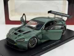 1/18 AUTOart Aston Martin Vantage V12 GT3 2013 - 81306