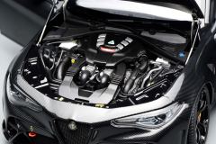 Ön Sipariş - 1/18 MOTORHELIX - ALFA ROMEO - GIULIA GTAm 2021