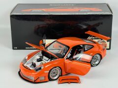 1/18 MINICHAMPS Porsche 911 GT3 RSR Orange 2004 - 100046402