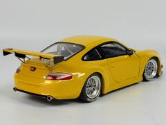 1/18 MINICHAMPS Porsche 911 996 GT3 RSR Yello ALMS - 100046401