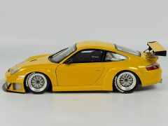 1/18 MINICHAMPS Porsche 911 996 GT3 RSR Yello ALMS - 100046401