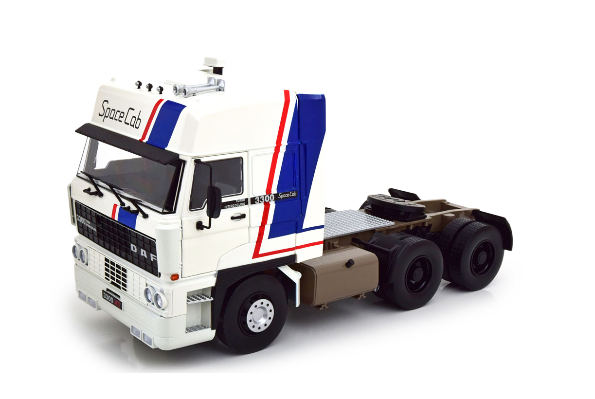 ROAD-KINGS - DAF - 3600 SPACE CAB TRACTOR TRUCK 3-ASSI 1982