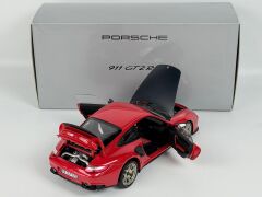 1/18 MINICHAMPS Porsche 911 GT2 RS 997 2010 - WAP0210030B