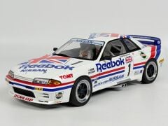 AUTOART - NISSAN - SKYLINE GT-R (R32) TEAM REEBOK N 1 GROUP A 1990 HASEMI - WITH DRIVER FIGURE