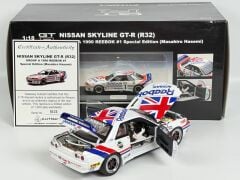 AUTOART - NISSAN - SKYLINE GT-R (R32) TEAM REEBOK N 1 GROUP A 1990 HASEMI - WITH DRIVER FIGURE