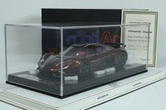 1:18 - FrontiArt Koenigsegg Regera - Red Tint Carbon -  (F079-171)