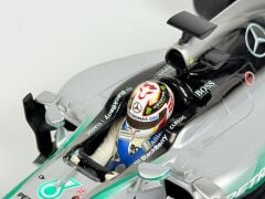 1/18 MINICHAMPS Mercedes W06 n44 L. Hamilton 2015 Dealer Edition - B66960539