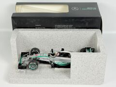 1/18 MINICHAMPS Mercedes W06 n44 L. Hamilton 2015 Dealer Edition - B66960539