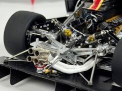 1/18 AUTOart Pagani Zonda Revolution (Carbon black) - 78272