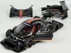 1/18 AUTOart Pagani Zonda Revolution (Carbon black) - 78272