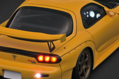 1/18 IGNITION INITIAL D Mazda RX-7 (FD3S) Yellow with LED light