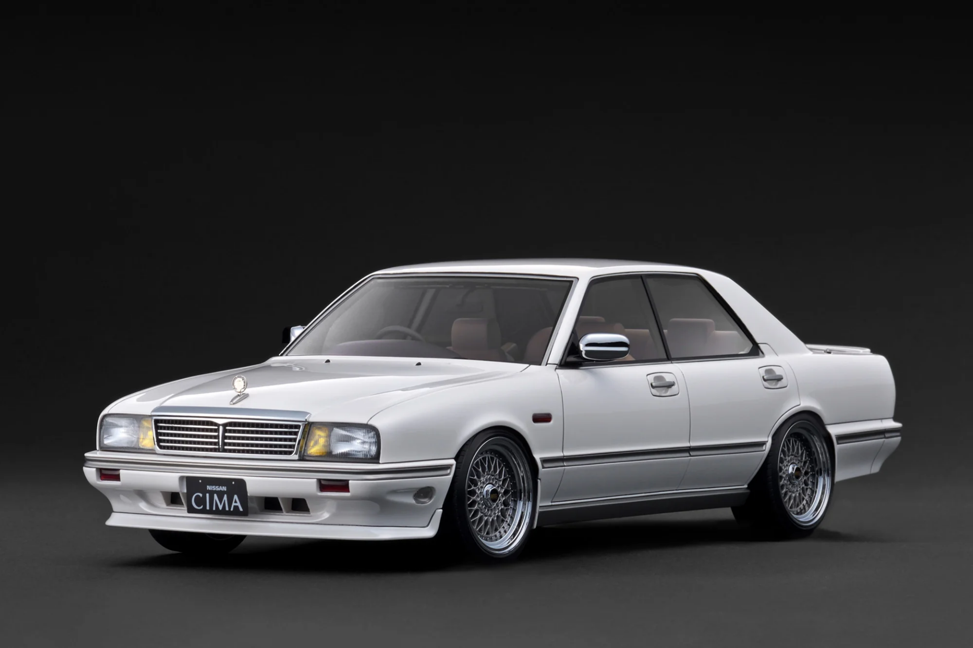 1/18 Ignition NISSAN GLORIA CIMA (Y31) Pearl White - IG3899