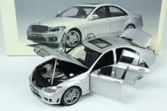 AUTOART - MERCEDES BENZ - S-CLASS S63 AMG 2008