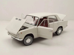 1/18 IXO Fiat 124 1970 Diecast