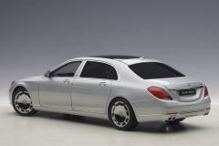 AUTOART - MERCEDES BENZ - S-CLASS S600 V12 BITURBO 2016