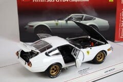 1/18 KYOSHO - FERRARI - 365 GTB4 COMPETIZIONE 1971