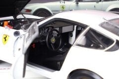 1/18 KYOSHO - FERRARI - 365 GTB4 COMPETIZIONE 1971