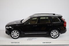 1/18 PAUDI - VOLVO - XC90 2015