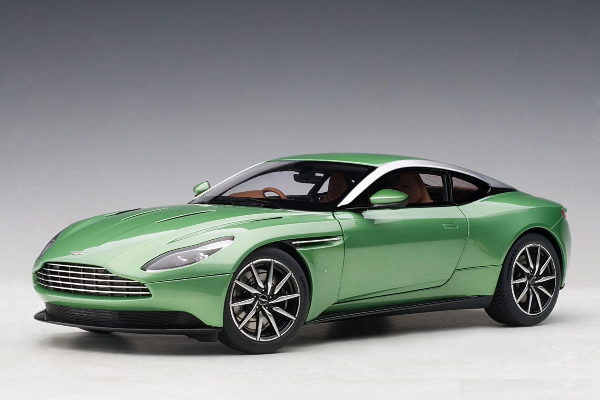 AUTOART - ASTON MARTIN - DB11 COUPE 2017