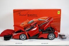 1/18 BBR-MODELS - FERRARI - ENZO 2005