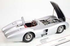 KUTUSUZ 1/18 CMC - MERCEDES BENZ - W196R SPIDER STROMLINIE 1954