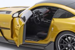 MINICHAMPS - MERCEDES BENZ - AMG GT V8 BLACK SERIES 2021