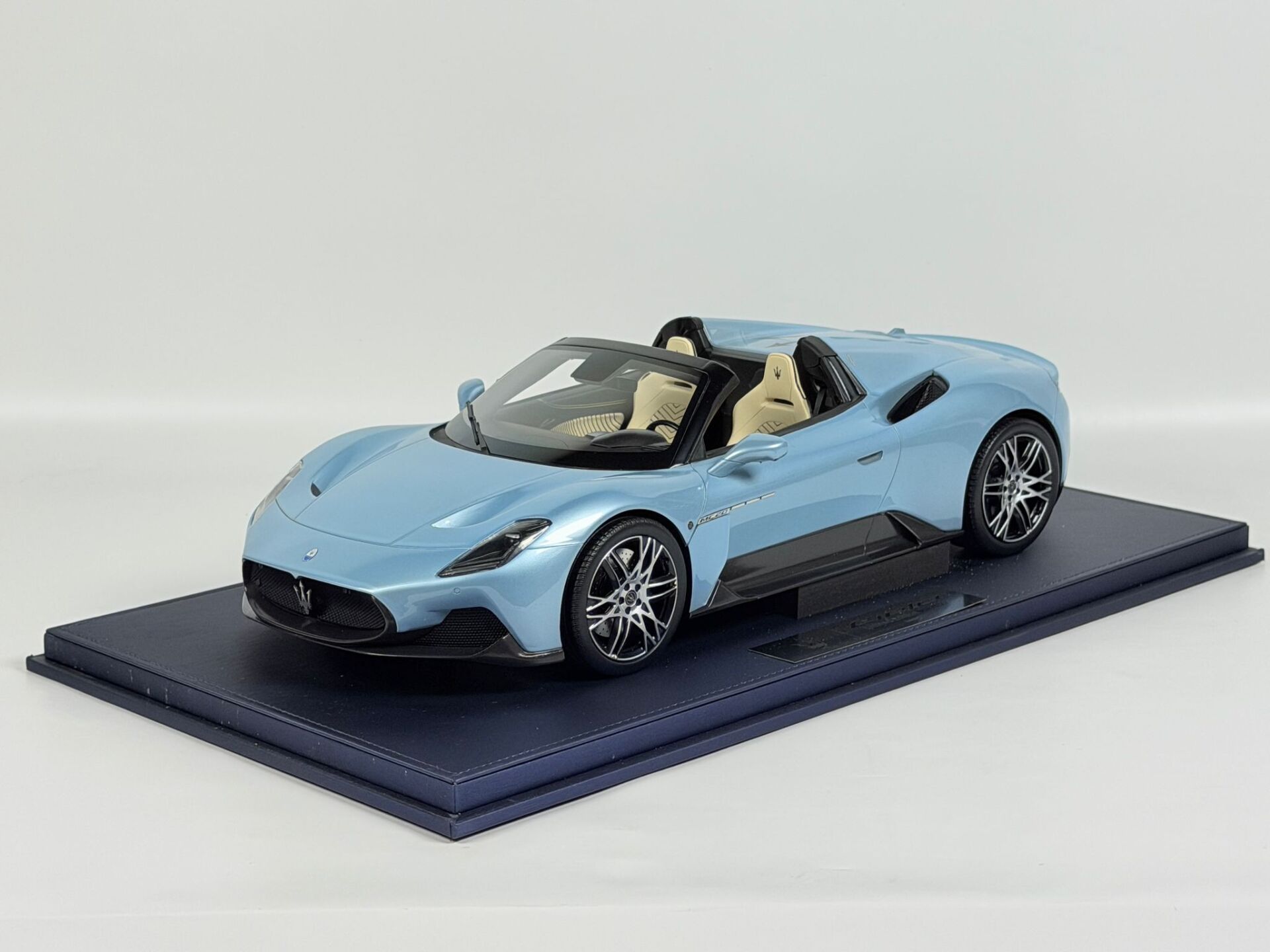 1/12 MASERATİ MODELS MASERATİ MC20 CIELO SPIDER 2022