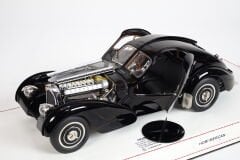 KUTUSUZ 1/18 CMC - BUGATTI - TYPE 57SC ATLANTIC ch.57.591 COUPE 1938