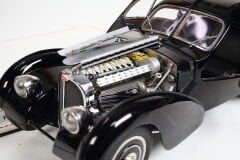 KUTUSUZ 1/18 CMC - BUGATTI - TYPE 57SC ATLANTIC ch.57.591 COUPE 1938