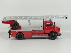 1/18 SCHUCO Mercedes-Benz L 322 ''Feuerwehr'' - 450015700