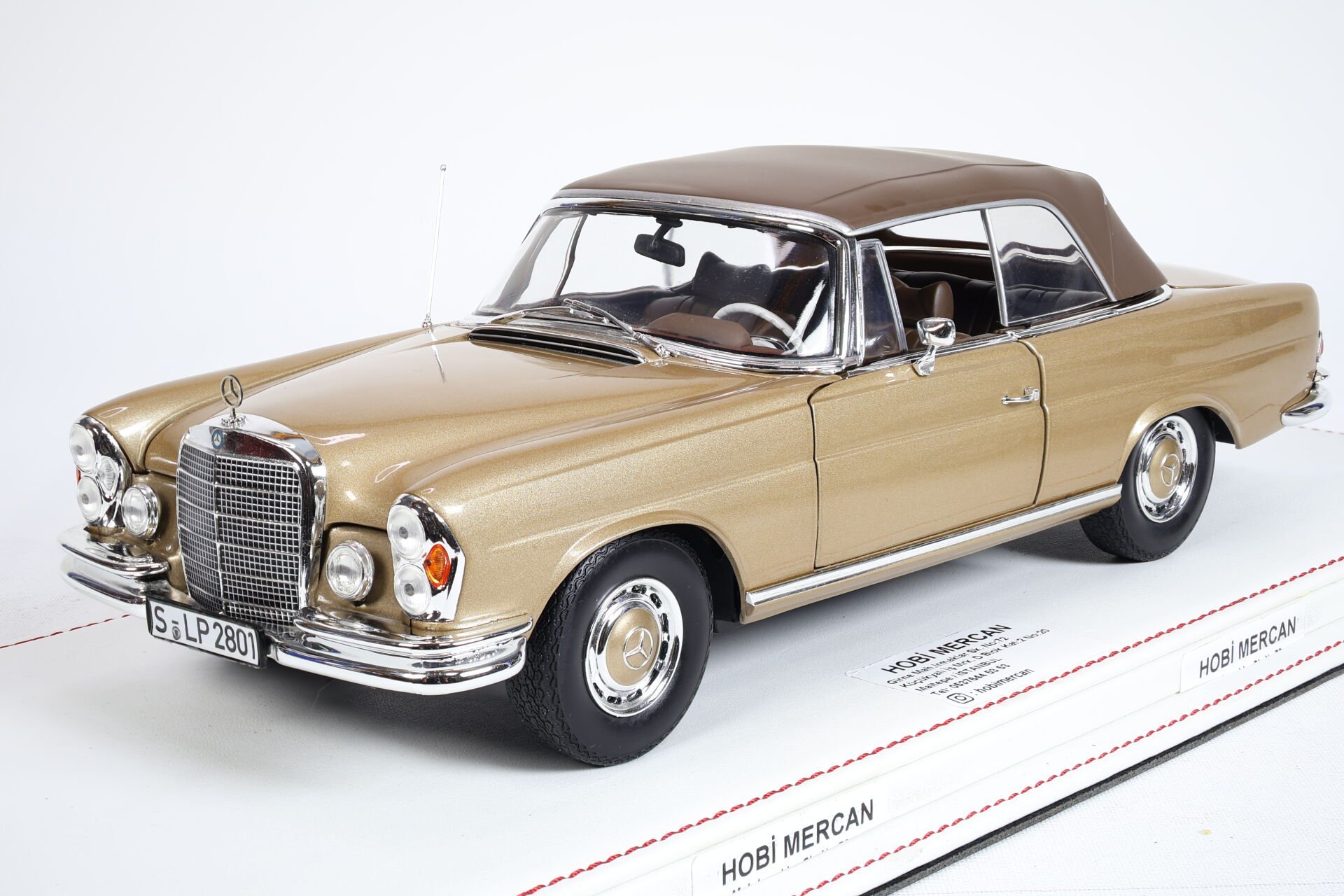KUTUSUZ 1/18 NOREV - MERCEDES BENZ - S-CLASS 280SE CABRIOLET (W111) 1968
