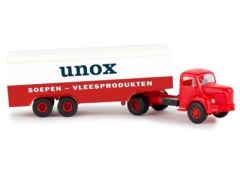 1/87 Berliet TLR8 with Case Trailer *Unox*, red/white
