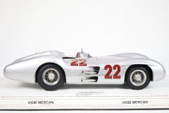 1/18 CMC - MERCEDES BENZ - F1 W196R STREAMLINERS N 22 GP FRANCE 1954 H.HERRMANN