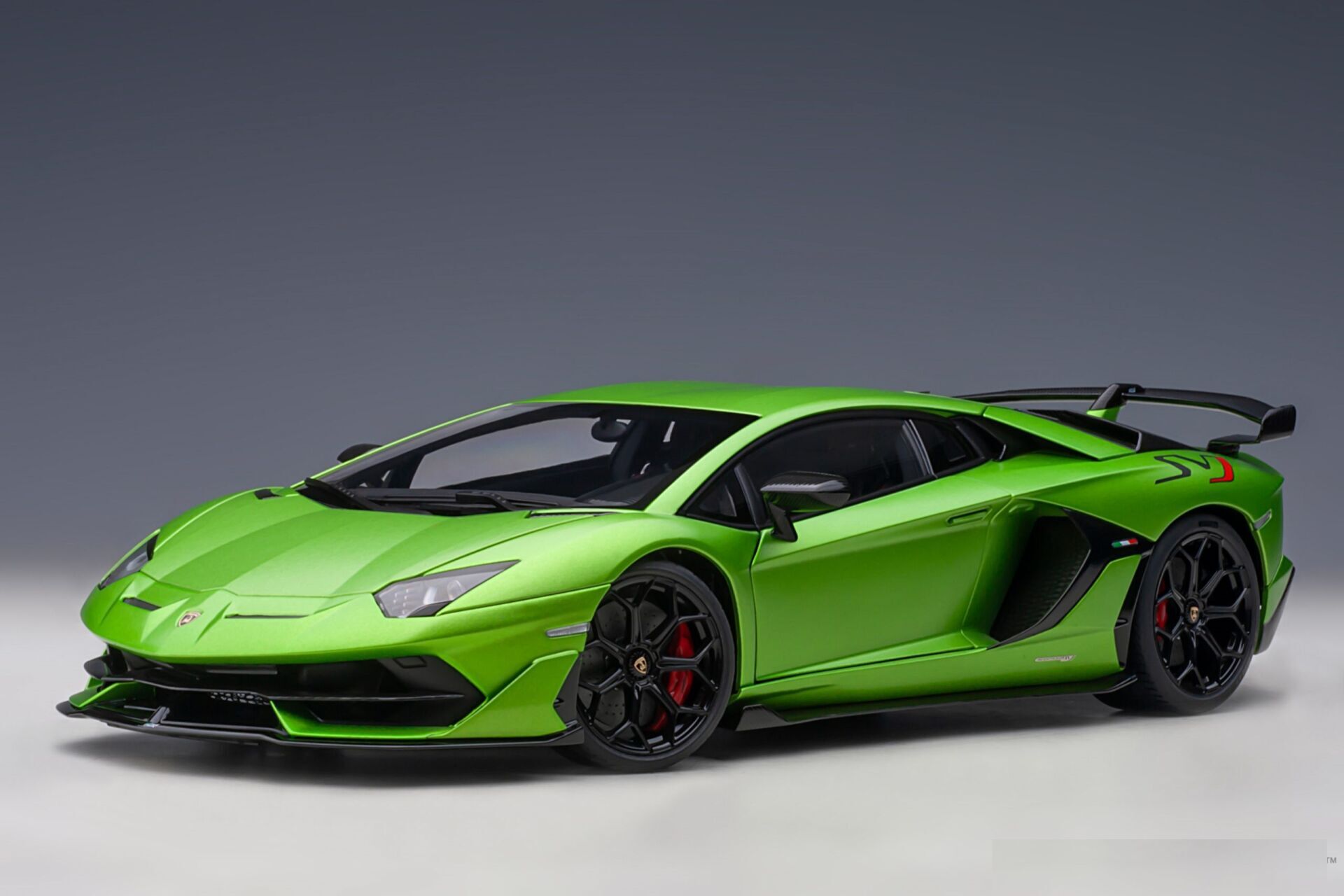 AUTOART - LAMBORGHINI - AVENTADOR SVJ 2018