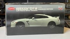 KYOSHO - NİSSAN - GT-R (R35) PREMİUM EDİTİON