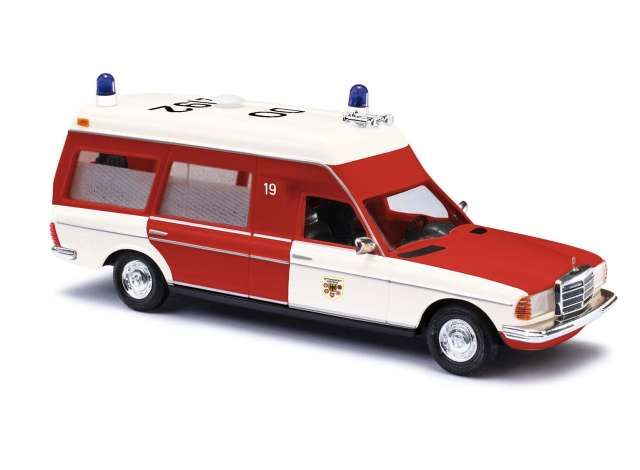 1/87 Mercedes Benz VF123 *Dortmund*, white/red