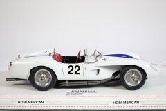 1/18 CMC - FERRARI - 250TR 3.0L V12 PONTOON FENDER TESTAROSSA SPIDER TEAM ED HUGUS N 22 24h LE MANS 1958 ED HUGUS - RAY ERNIE ERICKSON