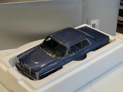 AUTOART - MERCEDES-BENZ 280C (W114) COUPE