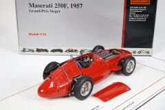 1/18 CMC - MASERATI - F1 250F N 0 GRAN-PRIX-SICGER WORLD CHAMPION 1957