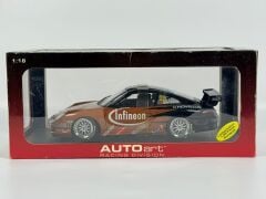 1/18 AUTOart PORSCHE 911 GT3 R ASIAN CARRERA CUP 2003 WINNER - 80375