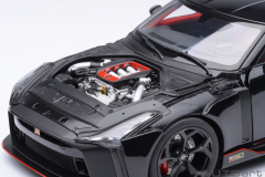 Ön Sipariş - 1/18 AUTOart Nissan GT-R50 by Italdesign (Black/Matt Black)