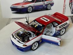 AUTOART - NISSAN - SKYLINE GT-R (R32) N 1 WINNER BATHURST AUSTRALIAN 1991 RICHARDS - SKAIFE