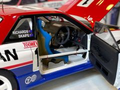 AUTOART - NISSAN - SKYLINE GT-R (R32) N 1 WINNER BATHURST AUSTRALIAN 1991 RICHARDS - SKAIFE