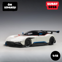 Ön Sipariş - 1/18 AUTOart Aston Martin Vulcan (Stratus White) with Red and Blue stripes